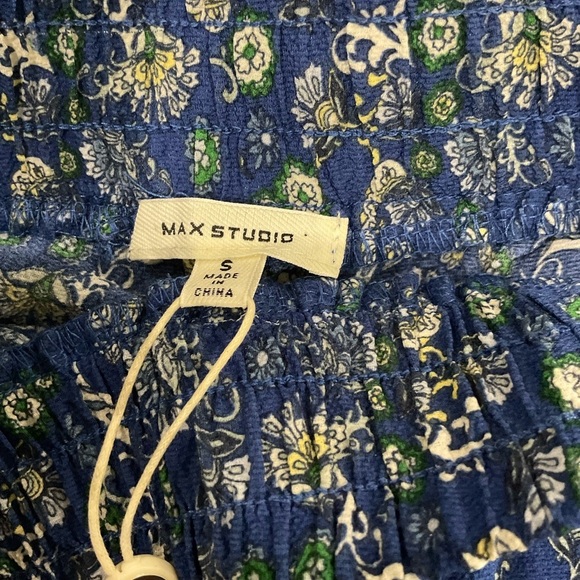 NWT Max Studio Pull On Shorts Elastic Waist Blue Floral Paisley Women’s Size Sm - Picture 3 of 11